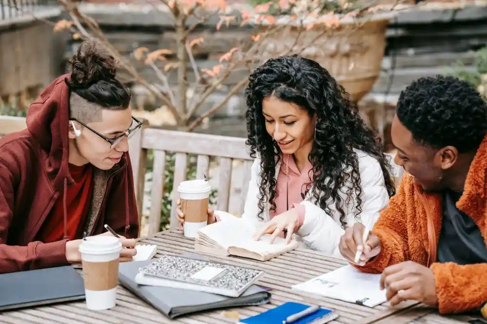College students receiving academic support